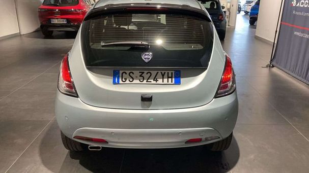 Lancia Ypsilon 51 kW image number 5