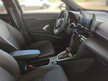 Car image 10