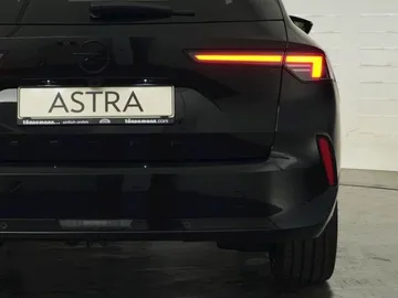 Car image 35