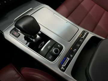 Car image 31