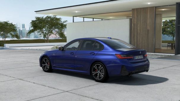 BMW 330i xDrive 180 kW image number 3