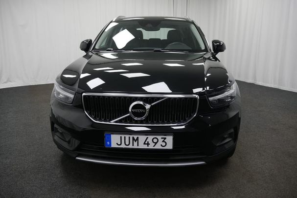 Volvo XC40 D3 Momentum 111 kW image number 6