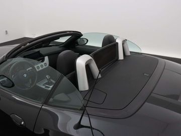 Car image 39