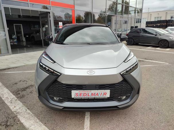 Toyota C-HR 2.0 Hybrid 145 kW image number 3