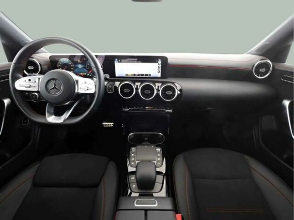 Mercedes-Benz CLA 35 AMG 225 kW image number 3