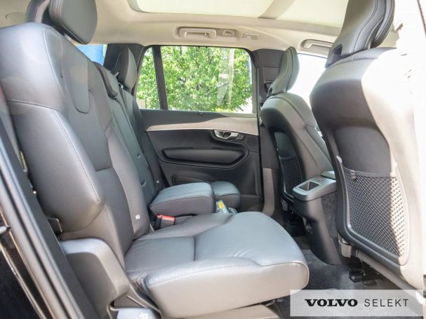 Volvo XC90 AWD 173 kW image number 35