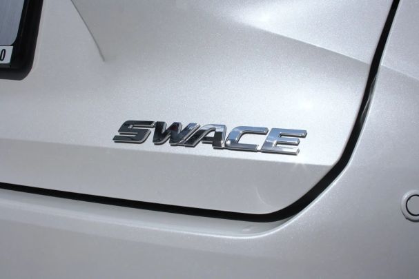 Suzuki Swace 1.8 Hybrid CVT 103 kW image number 20