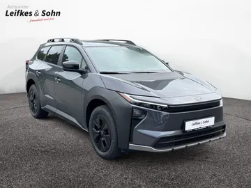 Car image 2