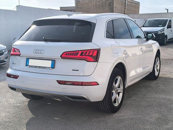 Audi Q5 40 TDI quattro Sport Business 140 kW image number 4