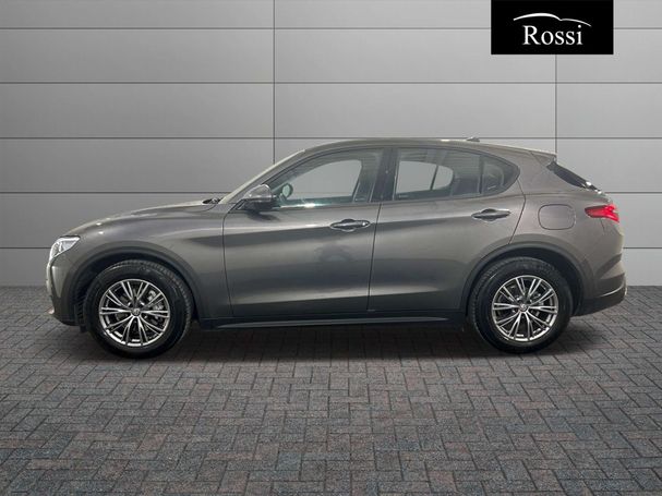 Alfa Romeo Stelvio 2.2 Q4 140 kW image number 6