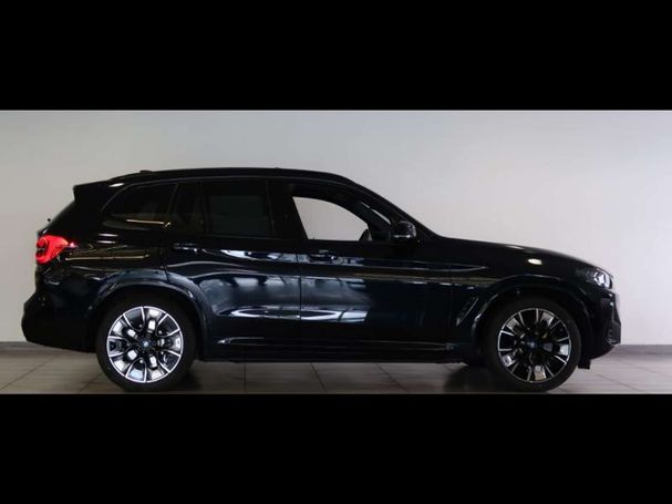 BMW iX3 M Sport Impressive 213 kW image number 2