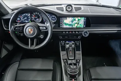 Car image 30