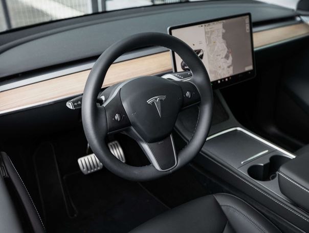 Tesla Model Y Performance AWD Dual Motor 353 kW image number 6