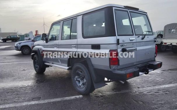 Toyota Land Cruiser 143 kW image number 4