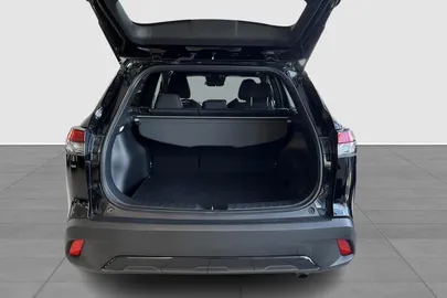 Car image 13