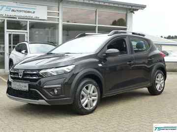 Car image 2