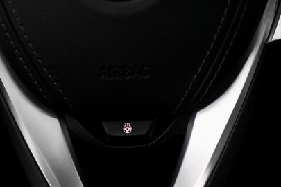 Car image 33