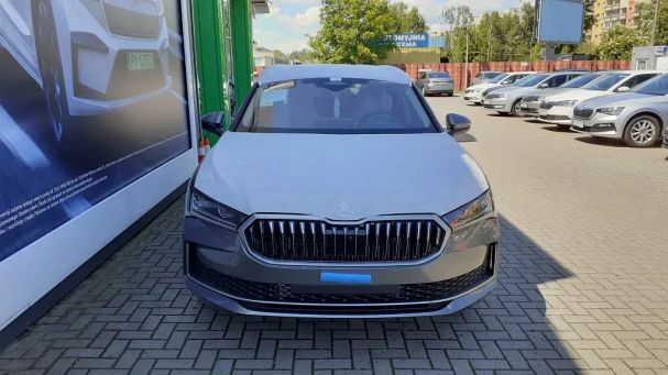 Skoda Superb 2.0 TDI L&K 4x4 DSG 142 kW image number 2