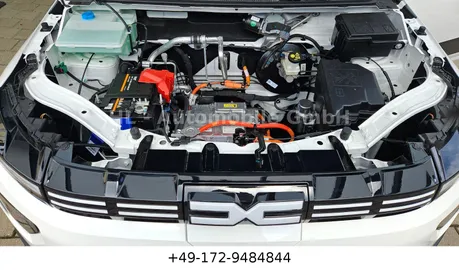 Car image 32