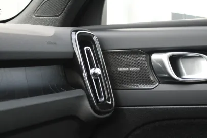Car image 50