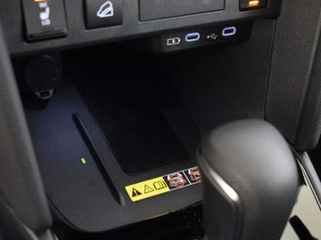 Car image 31