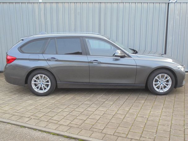 BMW 320d Touring xDrive Advantage 140 kW image number 13