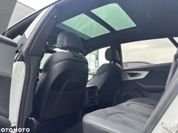 Car image 39