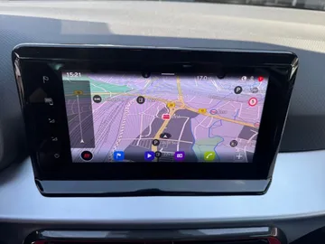 Car image 28