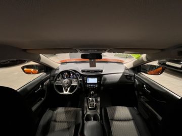 Car image 24