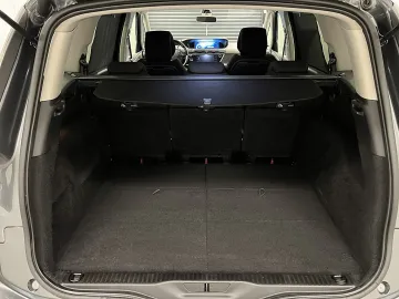 Car image 39