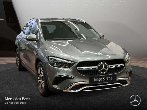 Mercedes-Benz GLA 180 100 kW image number 2