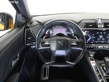 Car image 25