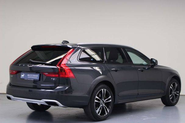 Volvo V90 Cross Country T5 AWD Plus 188 kW image number 4