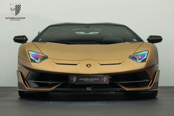 Lamborghini Aventador Roadster SVJ 566 kW image number 2