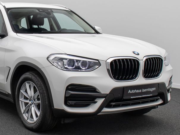 BMW X3 xDrive 140 kW image number 17