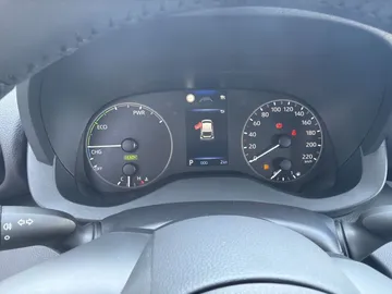 Car image 22