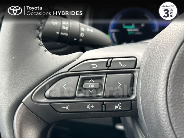 Toyota Yaris Hybrid 85 kW image number 21