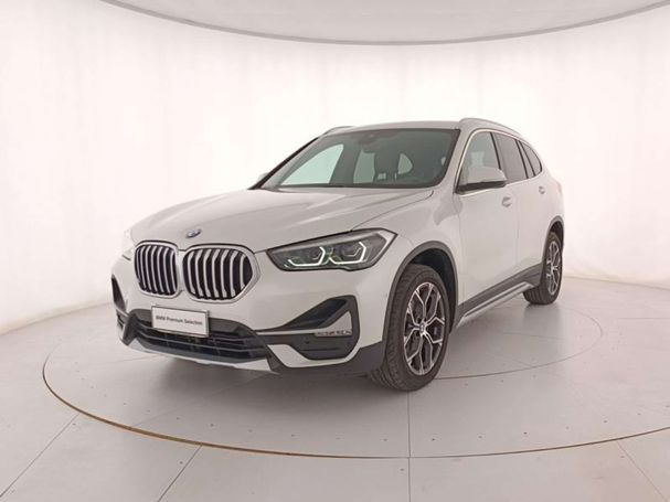 BMW X1 sDrive18d xLine 110 kW image number 1