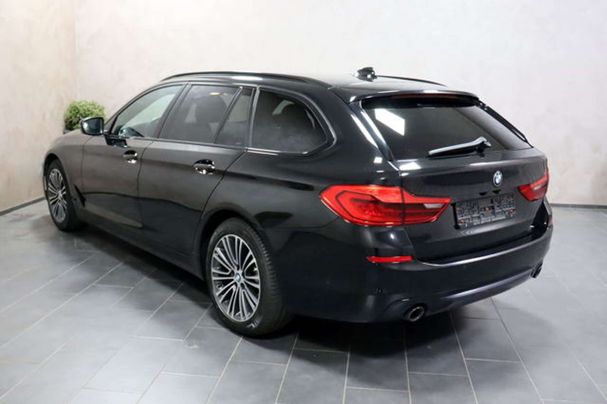 BMW 520d Touring Sport Line 140 kW image number 26