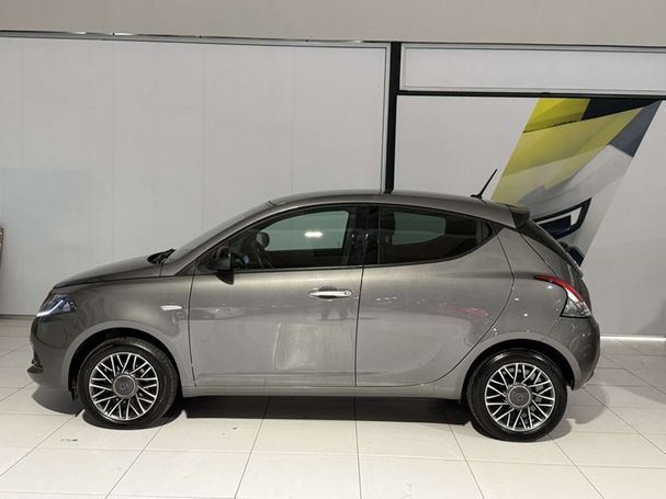 Lancia Ypsilon 51 kW image number 4