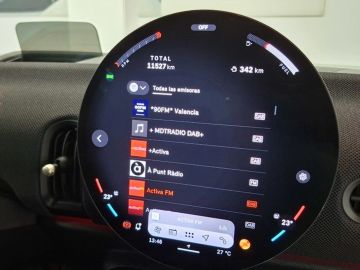 Car image 33