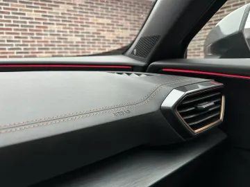 Car image 39