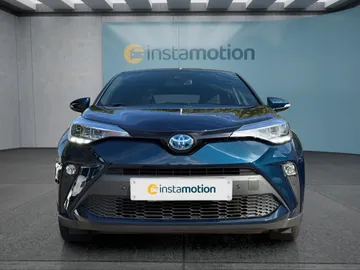 Car image 3