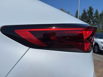Car image 28
