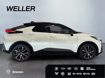 Car image 2