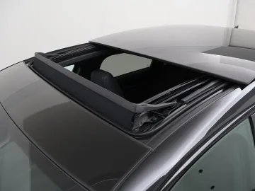 Car image 49