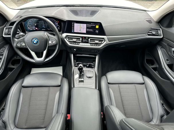 BMW 320 e Touring 150 kW image number 14