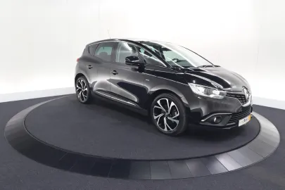 Car image 40