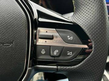 Car image 35