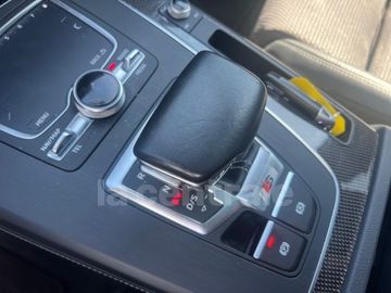 Car image 33